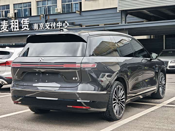 Nio ES8, 2025 — фото 4 из 9