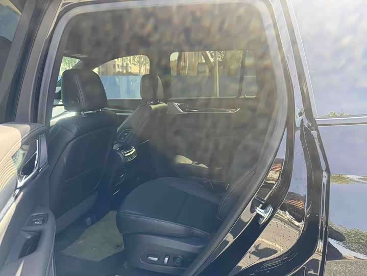 Cadillac XT6, 2025 — фото 9 из 9