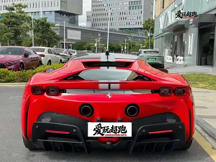 Ferrari SF90, 2022 — фото 5 из 9