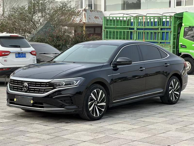 Volkswagen Passat, 2022 — купить в Москве под ключ