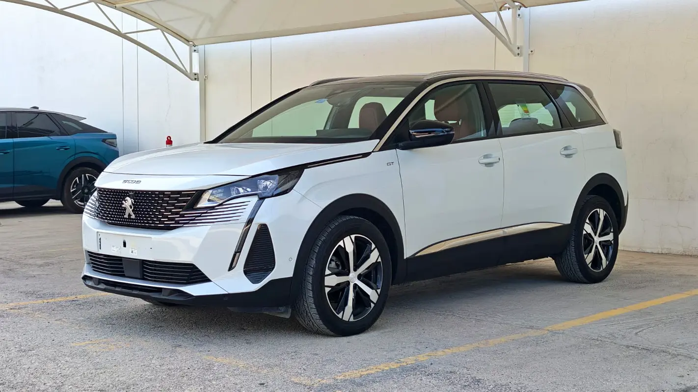 Peugeot 5008, 2025 — фото 5 из 10