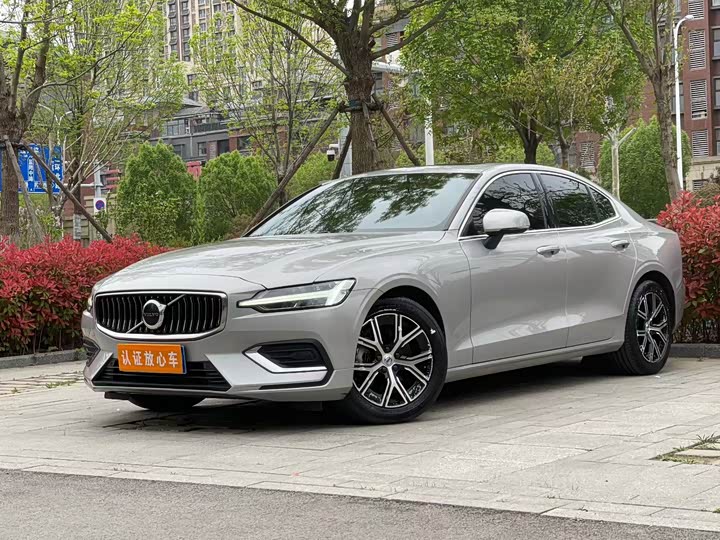 Volvo S60, 2023 — купить в Санкт-Петербурге под ключ