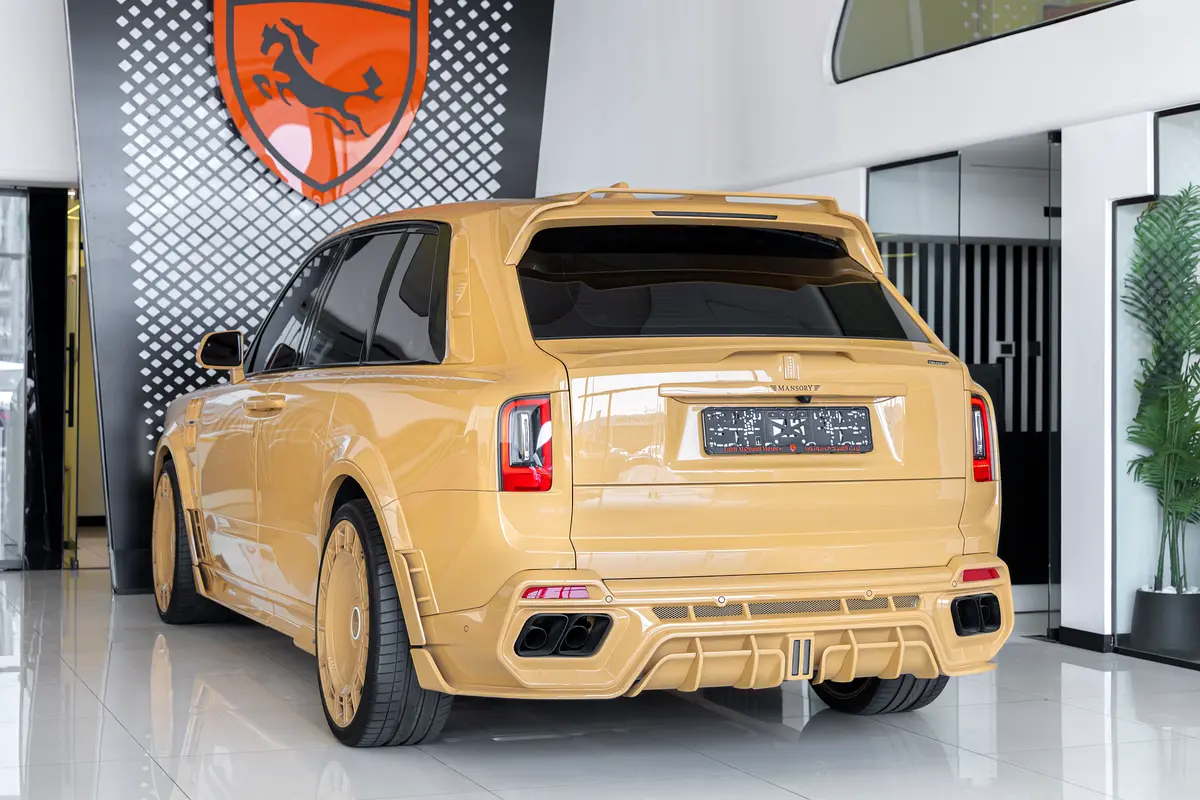 Rolls-Royce Cullinan, 2025 — фото 6 из 10
