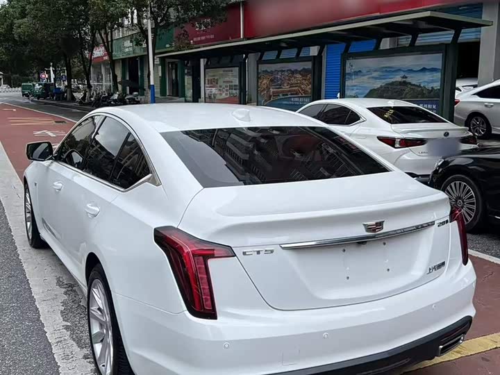 Cadillac CT5, 2022 — фото 8 из 9