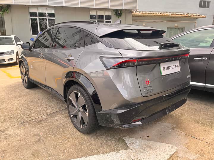Nissan Ariya EV, 2022 — фото 6 из 12
