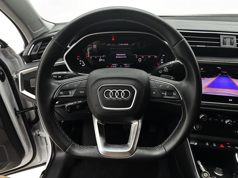 Audi Q3, 2023 — фото 11 из 12