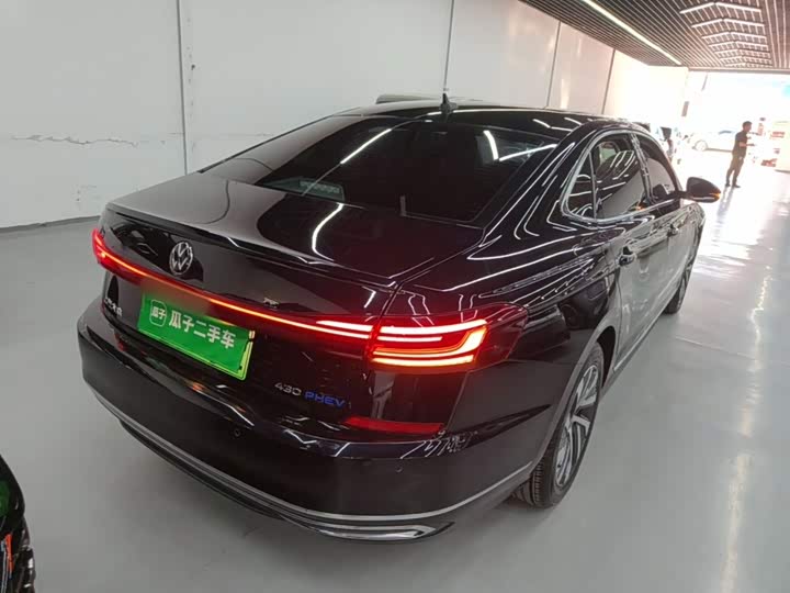 Volkswagen Passat Hybrid, 2023 — фото 7 из 9