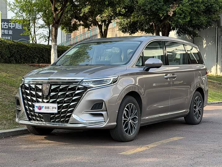 Roewe iMax 8 EV, 2025 — купить в Москве под ключ