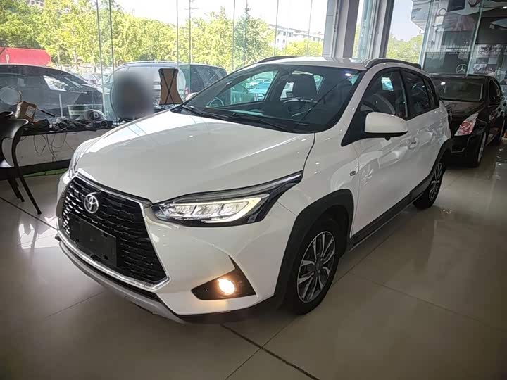 Toyota Yaris L Hatchback, 2021 — купить в Перми под ключ