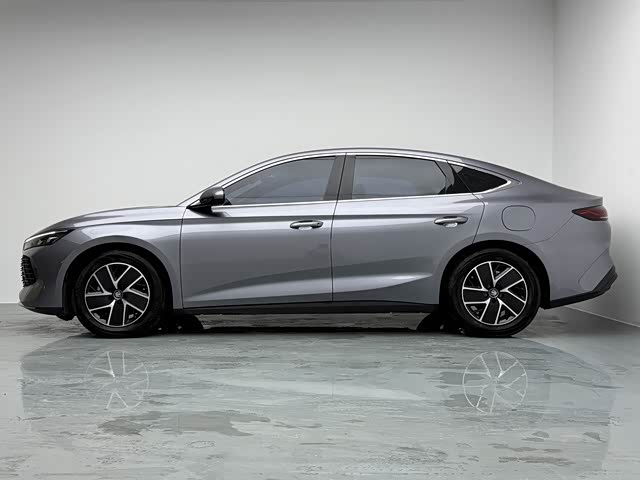 BYD Qin L, 2024 — фото 7 из 9