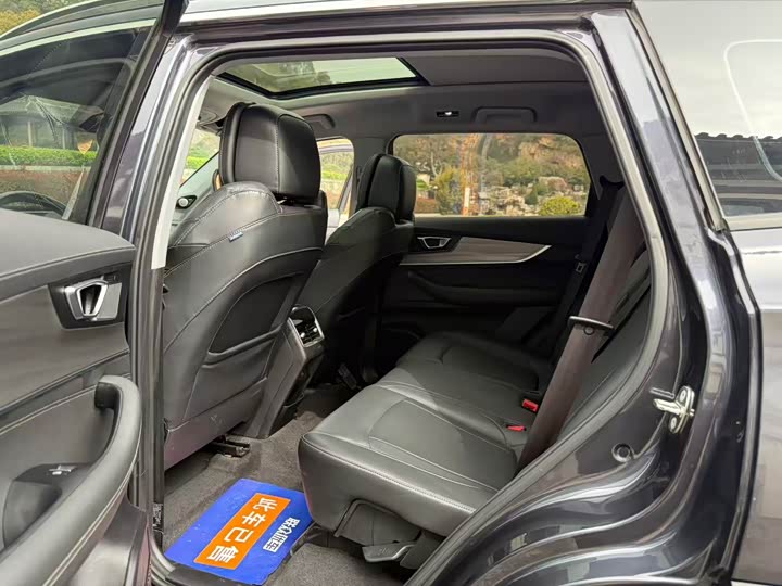 Chery Tiggo 8 Plus, 2022 — фото 8 из 9