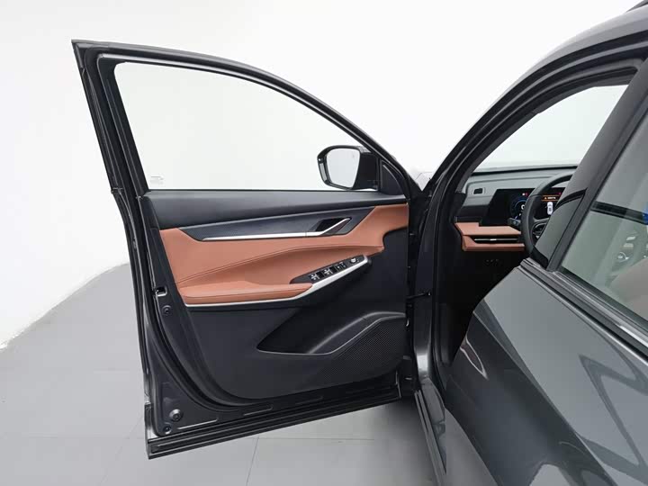 Changan CS75 Plus, 2025 — фото 8 из 9