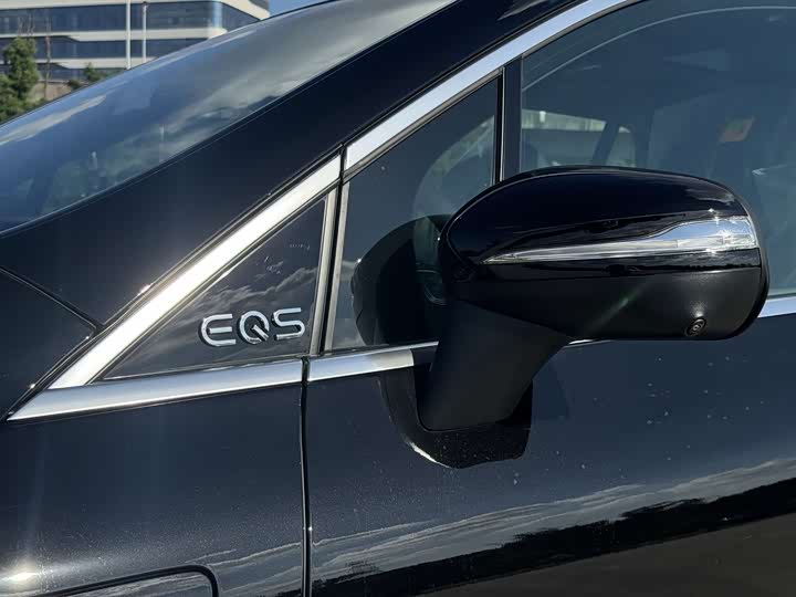 Mercedes-Benz EQS SUV, 2026 — фото 5 из 9
