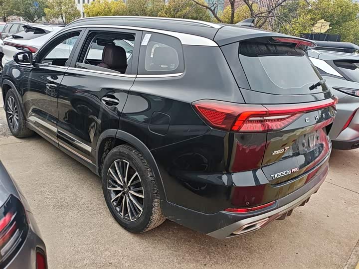 Chery Tiggo 8 Pro, 2022 — фото 5 из 9