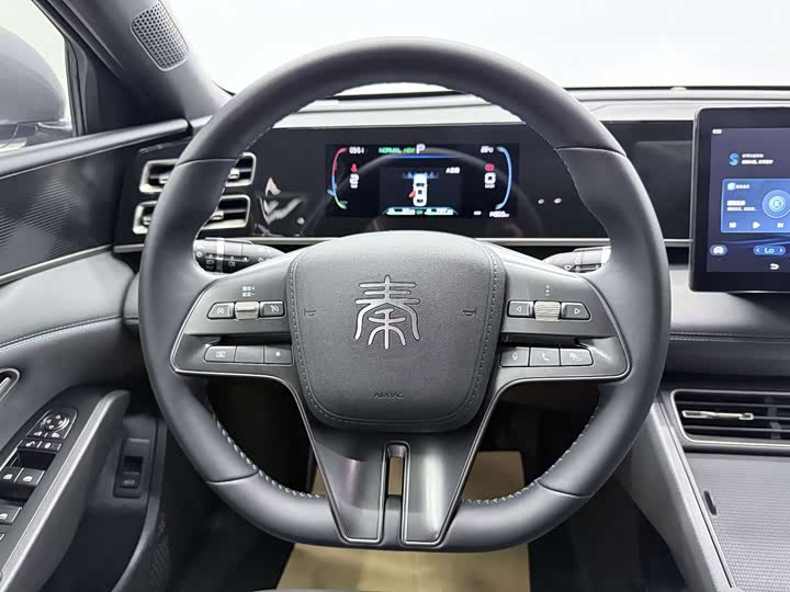 BYD Qin L, 2024 — фото 6 из 9