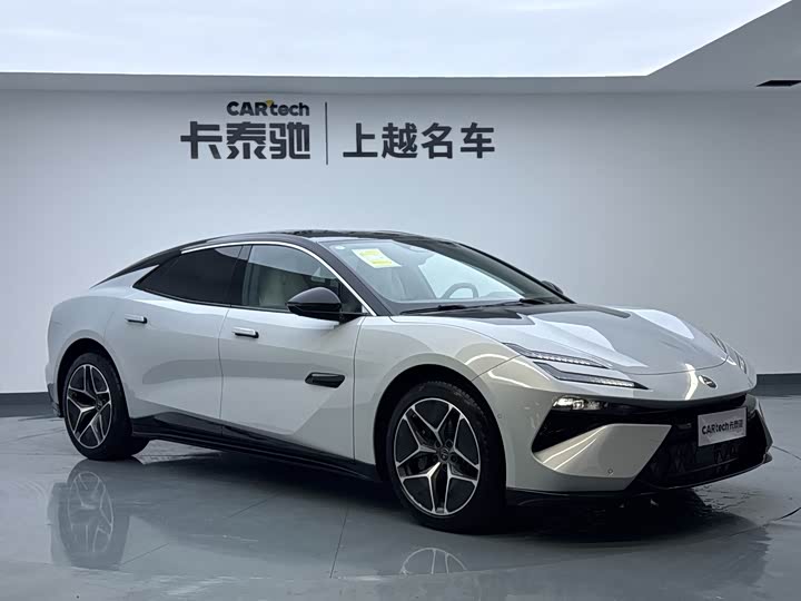 Lotus Emeya, 2026 — фото 3 из 9