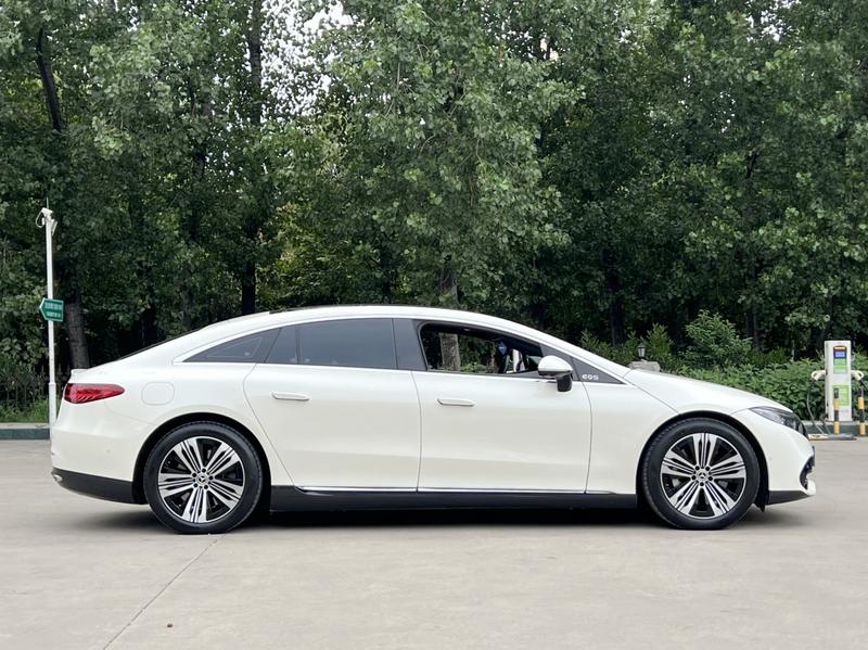 Mercedes-Benz EQS, 2022 — фото 8 из 12