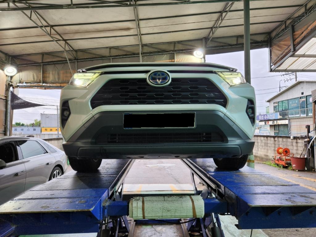 Toyota RAV4, 2022 — купить в Смоленске под ключ