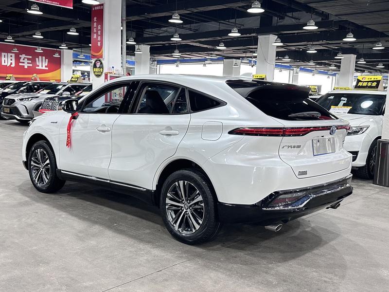 Toyota Venza, 2023 — фото 4 из 12