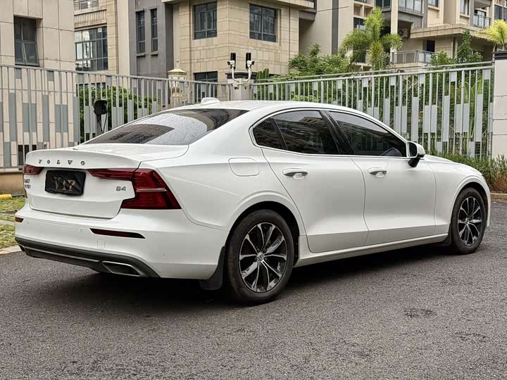 Volvo S60, 2021 — фото 9 из 9