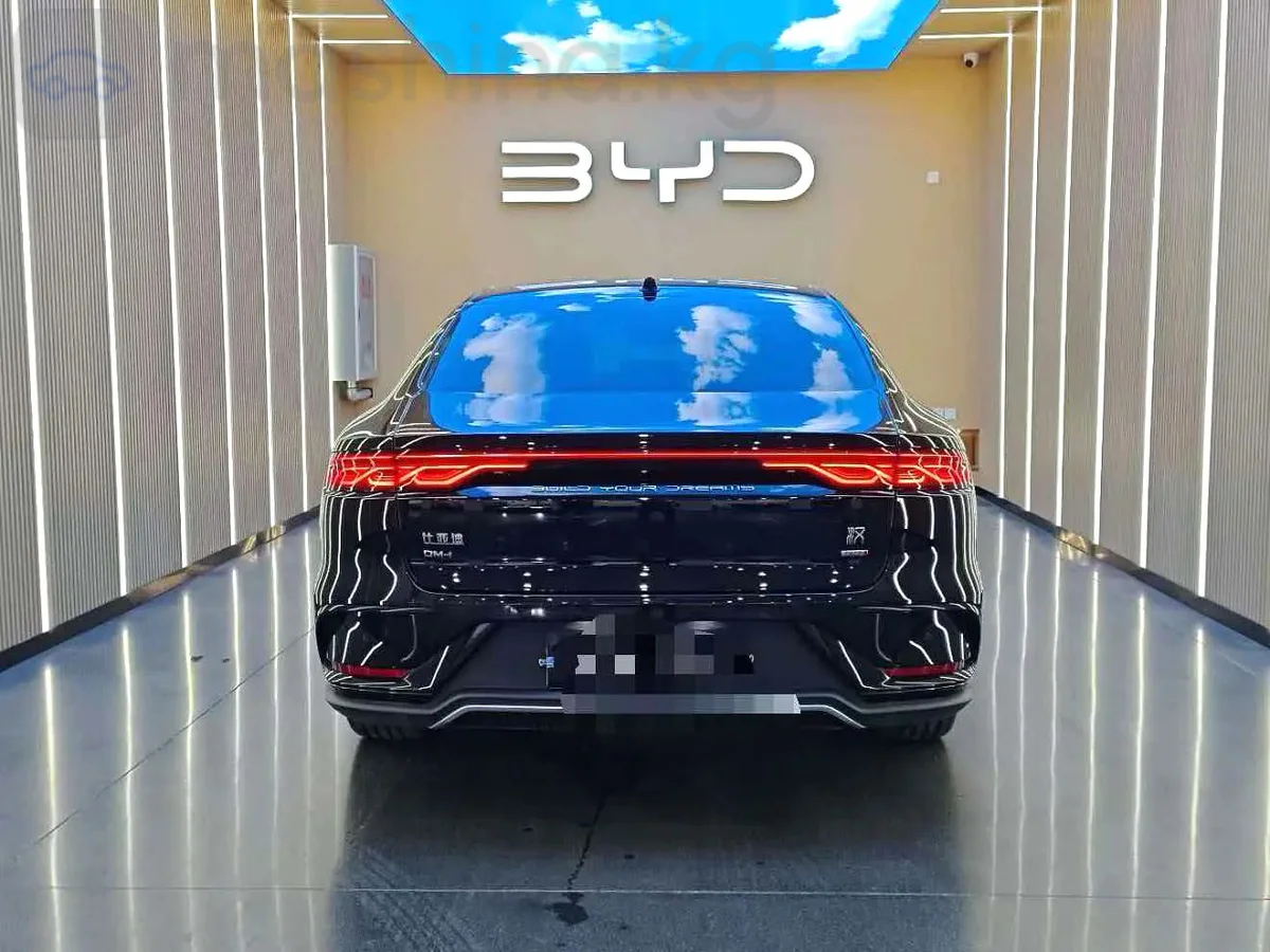 BYD HAN L, 2025 — фото 4 из 12
