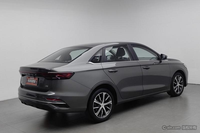 Geely Emgrand, 2022 — фото 4 из 12
