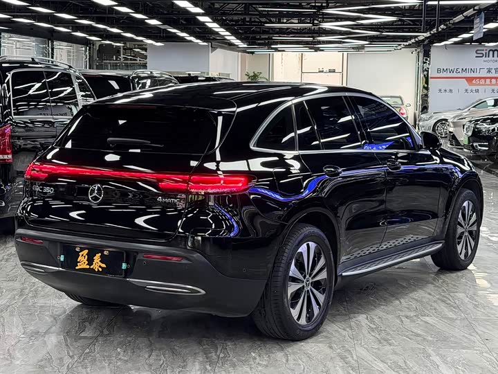Mercedes-Benz EQC, 2022 — фото 4 из 9