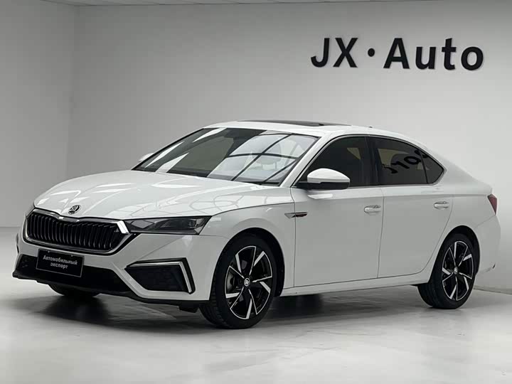 Skoda Octavia Pro, 2023 — купить в Оренбурге под ключ