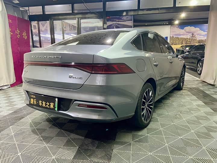 BYD Qin Plus, 2022 — фото 7 из 9