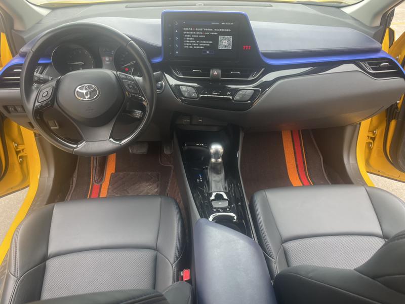 Toyota C-HR, 2022 — фото 9 из 12