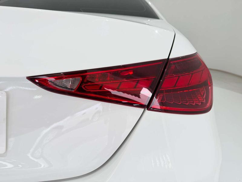 Mercedes-Benz C-Class, 2023 — фото 10 из 12