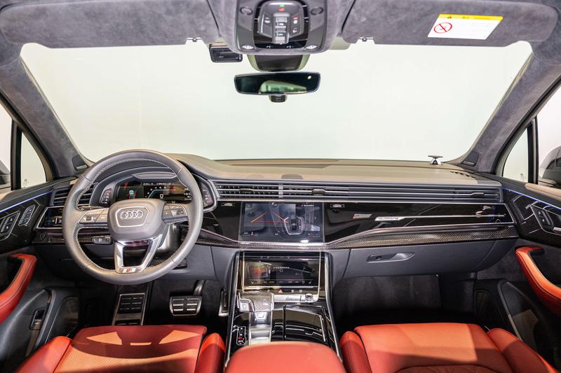 Audi SQ7, 2023 — фото 5 из 10