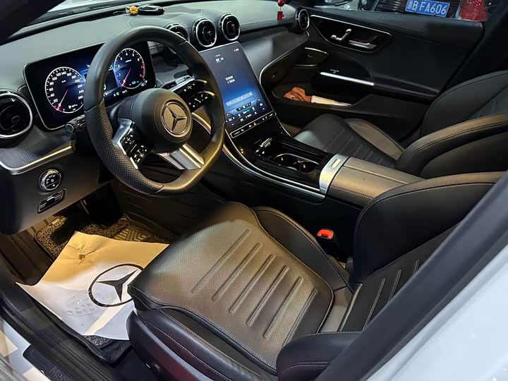 Mercedes-Benz C-Class, 2022 — фото 7 из 9