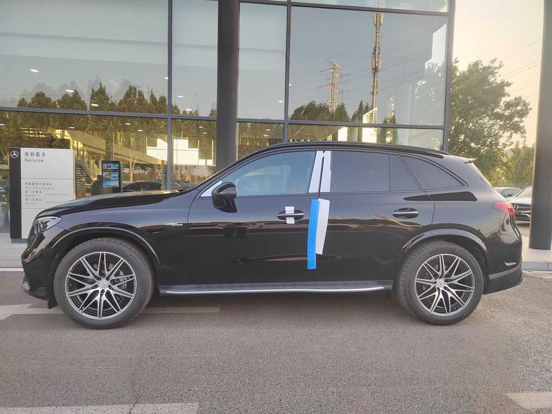Mercedes-Benz GLC-Class AMG, 2025 — фото 3 из 10