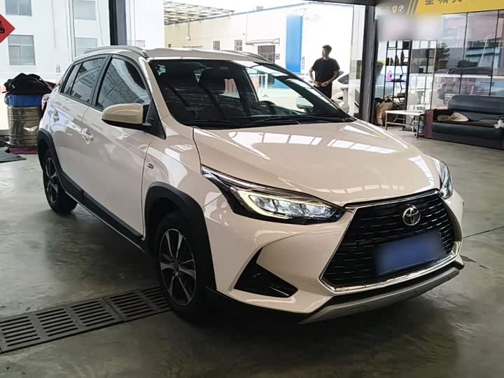 Toyota Yaris L Hatchback, 2022 — фото 4 из 9