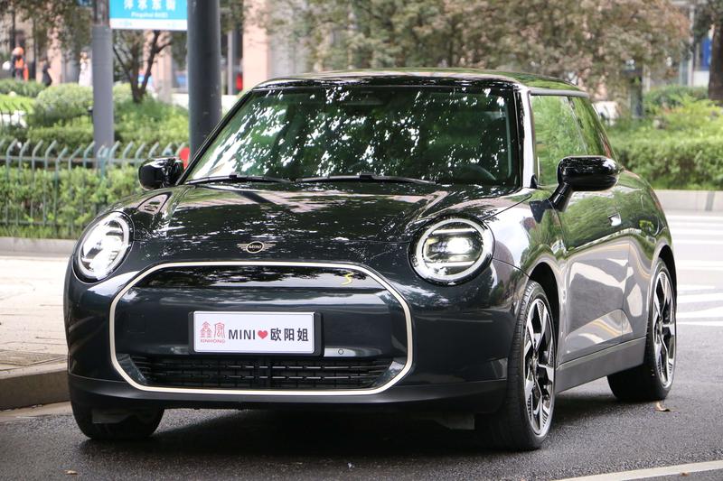 Mini Cooper, 2024 — купить в Кирове под ключ