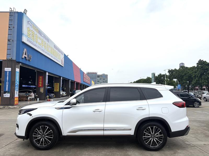 Chery Tiggo 8 Pro, 2023 — фото 4 из 12