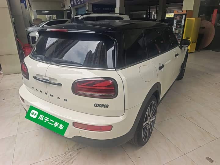 Mini Clubman, 2023 — фото 7 из 9