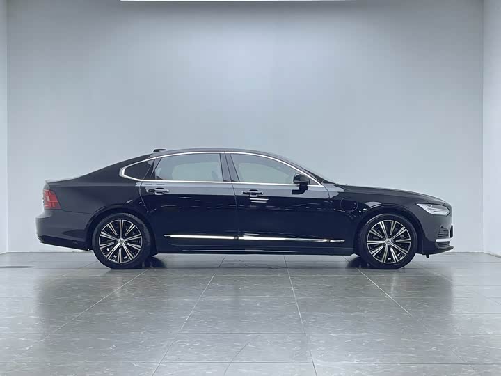 Volvo S90 Hybrid, 2021 — фото 8 из 9