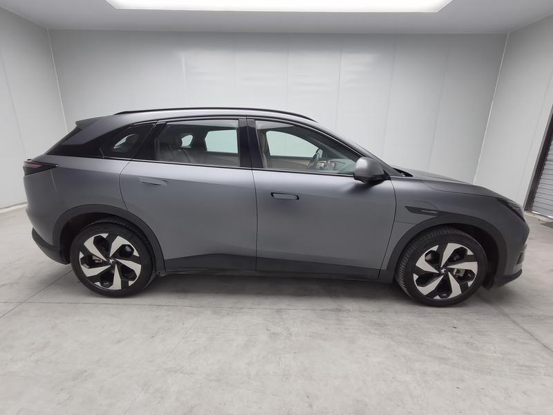 BAIC Arcfox Alpha T5, 2025 — фото 8 из 12