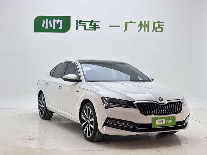Skoda Superb, 2023 — фото 8 из 9
