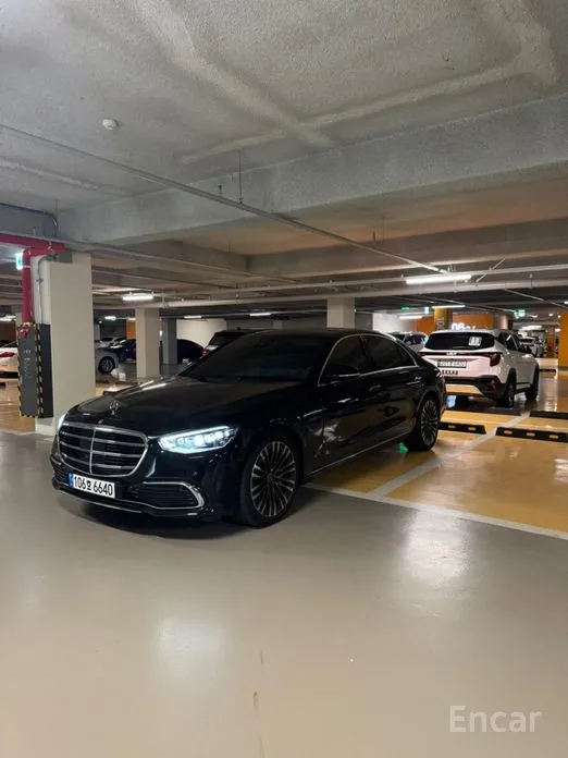 Mercedes-Benz S-Class, 2023 — фото 6 из 6