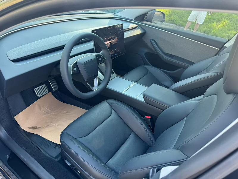 Tesla Model 3, 2024 — фото 6 из 8