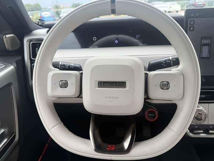 Chery iCar V23, 2025 — фото 8 из 9