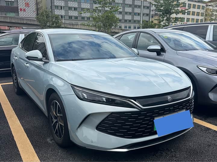 BYD Qin L, 2025 — фото 3 из 9