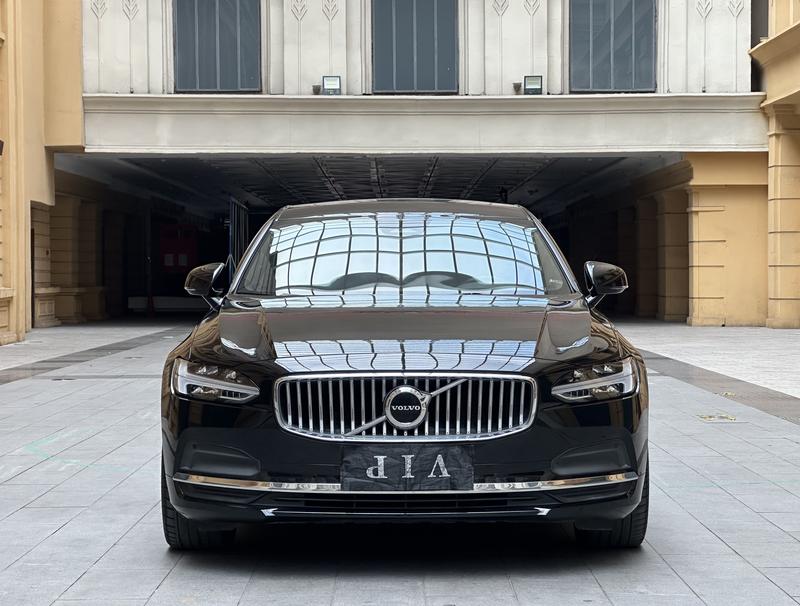Volvo S90, 2024 — фото 2 из 12