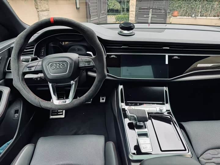 Audi RS Q8, 2025 — фото 6 из 9