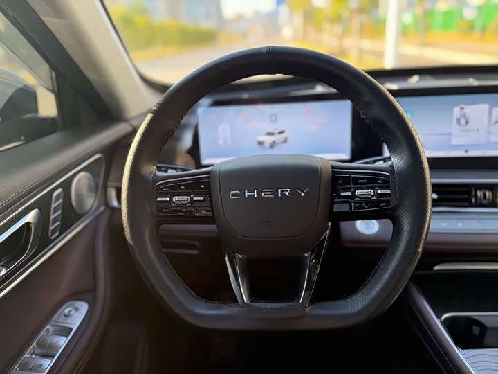 Chery Tiggo 8 Pro, 2022 — фото 5 из 9