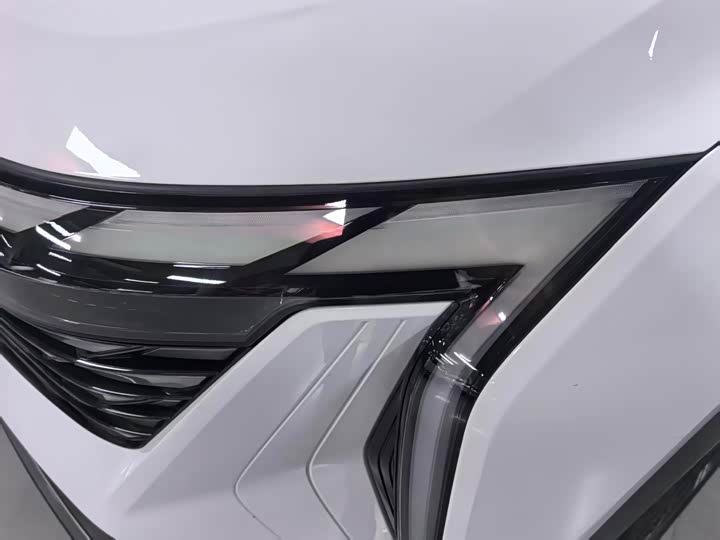 Geely Atlas L, 2025 — фото 4 из 9