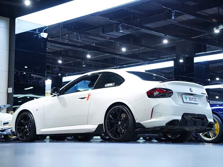 BMW M240i, 2025 — фото 3 из 9